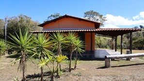 Porch - Casa Canto das Arvores - Nova União MG (Nova União)