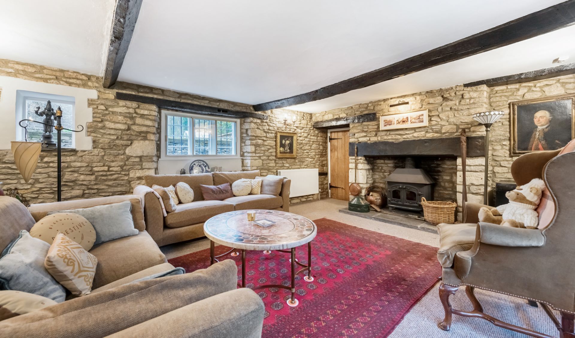 The sitting room at Preedy's Cottage, Cotswolds