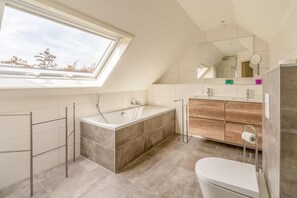 Ferienhaus | Badezimmer