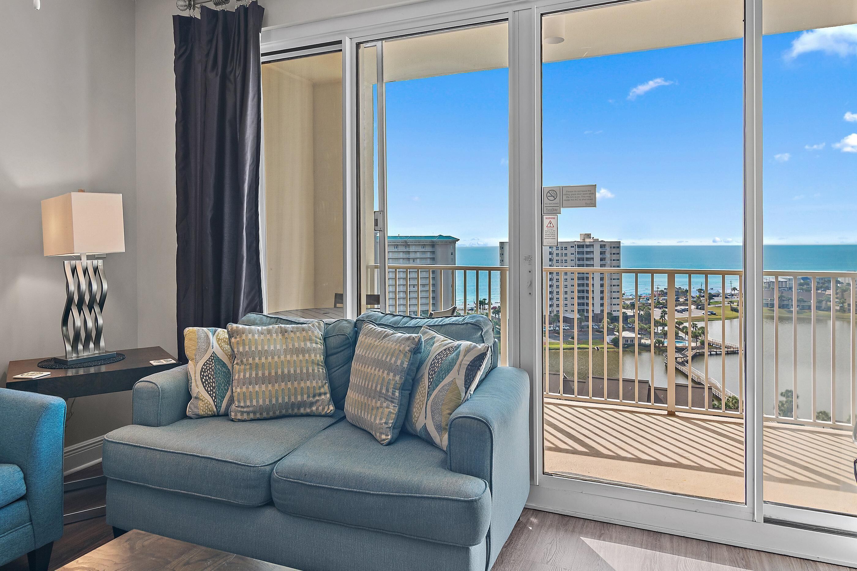 Condo, 1 King Bed with Sofa bed (Ariel Dunes II 1305) | Living area