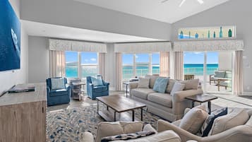 Condo, várias camas (Cabana Club C408- Sugar Sand Shores) | Área de estar