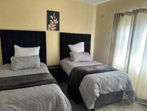4 habitaciones, wifi gratis, ropa de cama y acceso para silla de ruedas