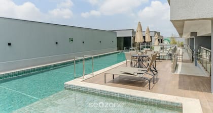 Apts in a Building With Pool and Gym - GRL