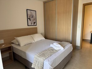 Basic Apartment | 2 bedrooms, free WiFi - Apts in a Building With Pool and Gym - GRL (Anapolis)