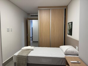 Basic Apartment | 2 bedrooms, free WiFi