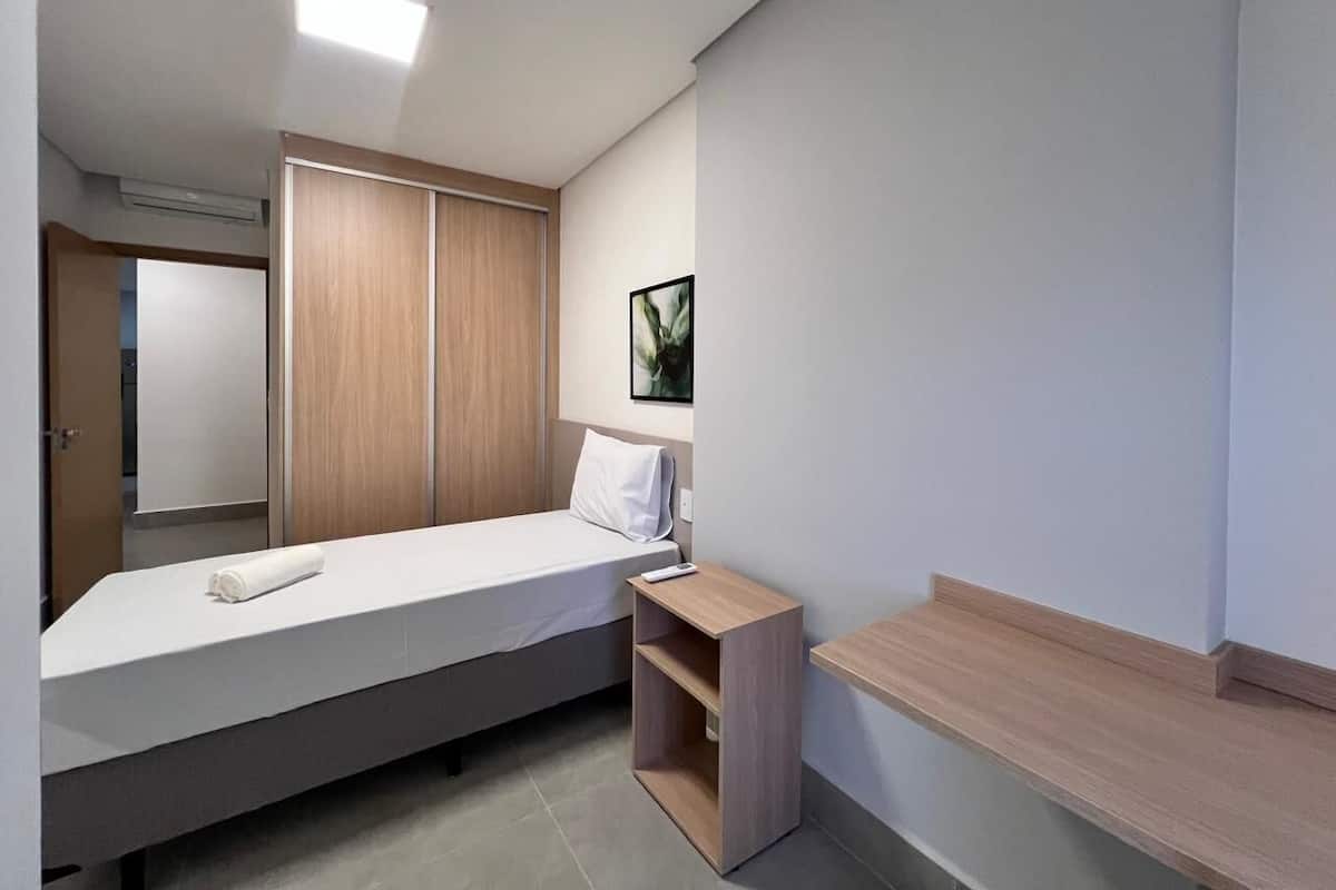 Basic Apartment | 2 bedrooms, free WiFi