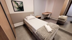 Basic Apartment - Apts in a Building With Pool and Gym - GRL (Anapolis)