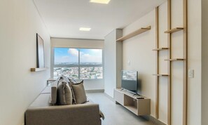 Departamento | Área de sala de estar | Smart TV de 32 pulgadas con canales digitales 