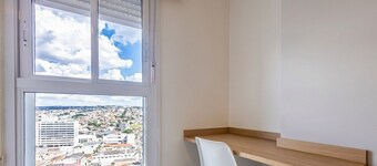 Apts in a Building With Pool and Gym - GRL