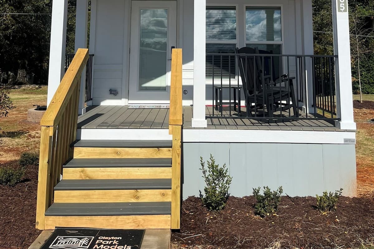 Standard Cabin, Courtyard View | In-room safe, laptop workspace, free WiFi