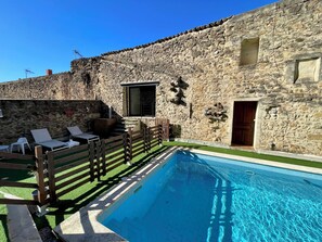 Utomhuspool