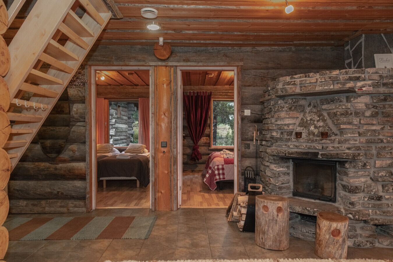 5 عدّة غرف نوم ومكواة/لوح كي وواي فاي وملاءات أسرّة