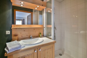 Haartrockner, Handtücher