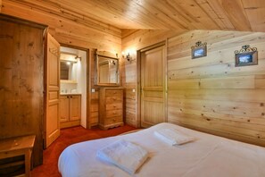 2 soverom, strykejern/-brett, wi-fi (inkludert) og sengetøy