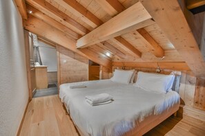 4 Schlafzimmer, Bügeleisen/Bügelbrett, kostenloses WLAN, Bettwäsche