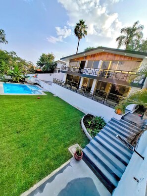 Outdoor pool, a heated pool - Private pool, garden, 4 bedrooms, parking FIFA2026 (pets welcome) (Cuernavaca)