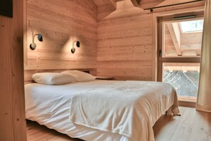 4 Schlafzimmer, Bügeleisen/Bügelbrett, kostenloses WLAN, Bettwäsche