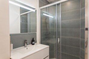 Hair dryer, towels - Escale Émeraude - 10min de Pleneuf (Lamballe)