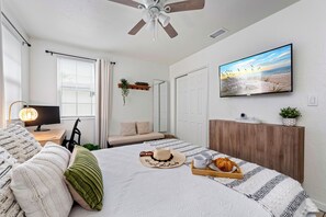 3 chambres, bureau, fer et planche à repasser, Wi-Fi gratuit