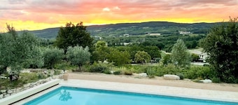 Le Baiser du Soleil - Piscine Privée