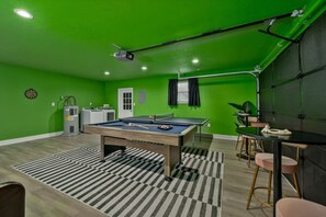 Spielezimmer