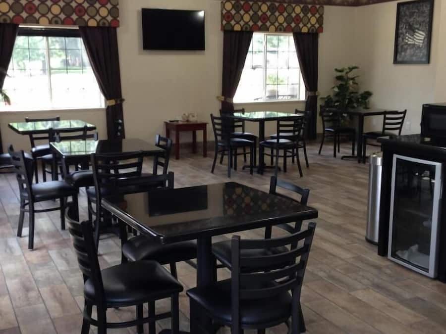 Dagelijks continentaal ontbijt inbegrepen