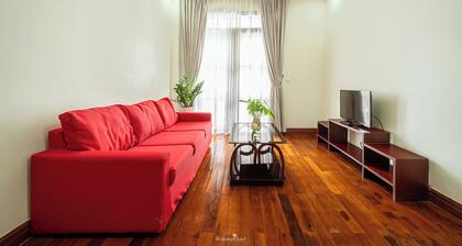 Cozy 2BR Condo with Hardwood Floors & Rooftop Sunset View in Charming Phnom Penh