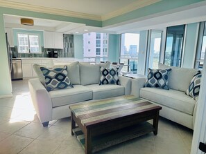 Unclassified image, 4 of 25, button