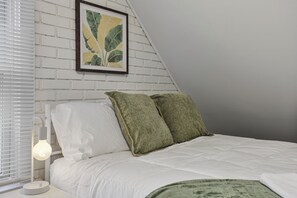 4 Schlafzimmer, Schreibtisch, Bügeleisen/Bügelbrett, kostenloses WLAN