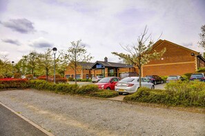 View from property - Best Western Appleby Park Hotel (Swadlincote)