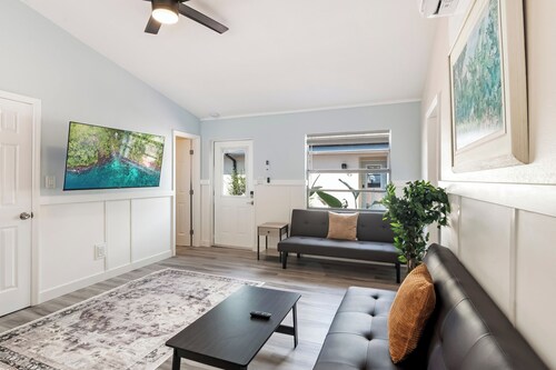 Treasure Island Waterfront - Boutique Stay for 6