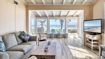 House (2 Bedrooms) | Property amenity