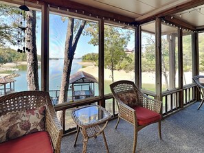 Studio (Multiple Bedrooms) | Property amenity - Reel It In (Dandridge)