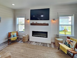 House (3 Bedrooms) | Property amenity - Mermaid Alley (Galveston)