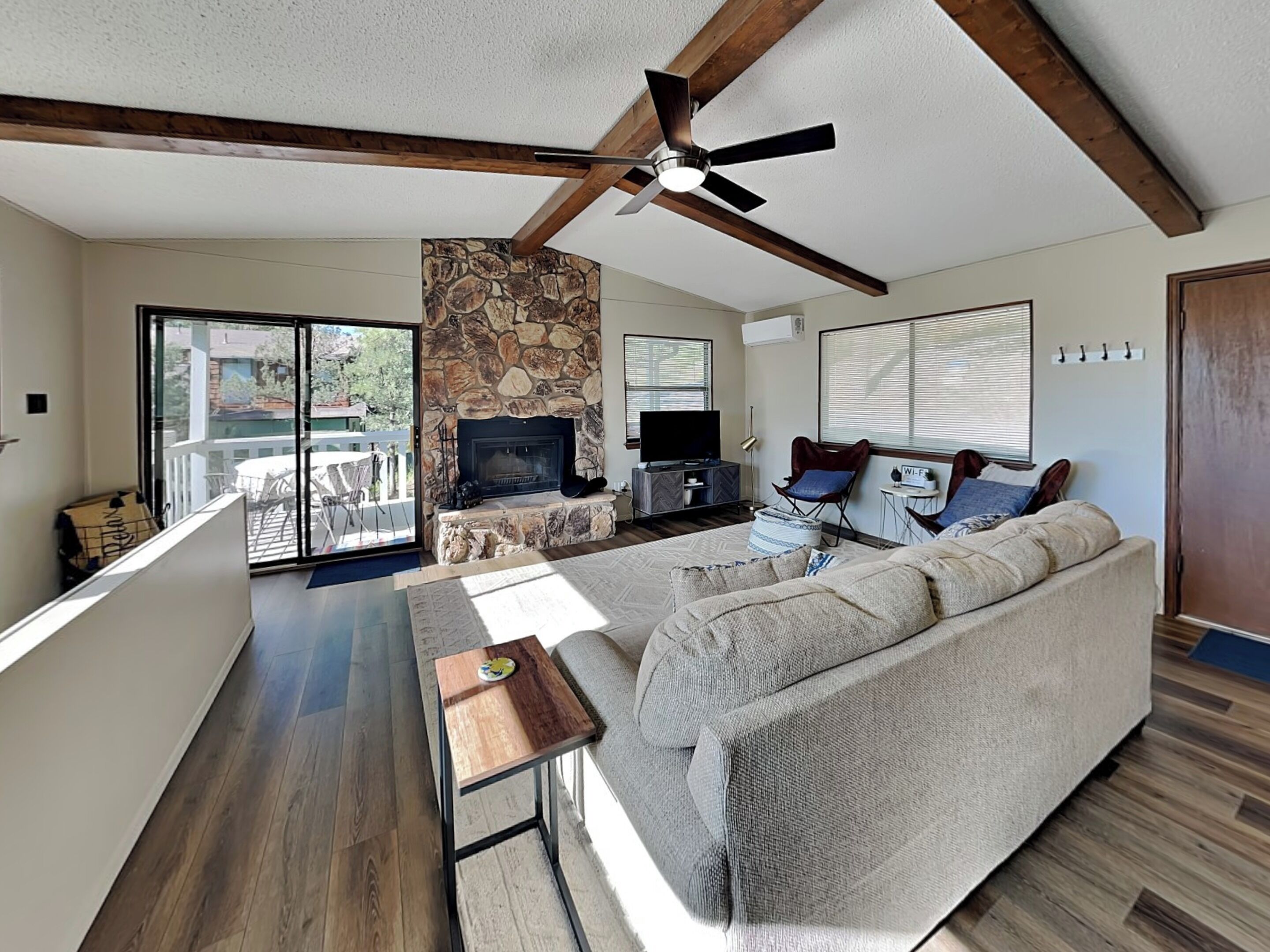 Studio (3 Bedrooms) | Property amenity