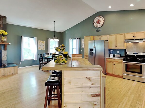 House (3 Bedrooms) | Property amenity