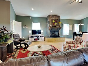 Casa (3 Bedrooms) | Servicio de la propiedad