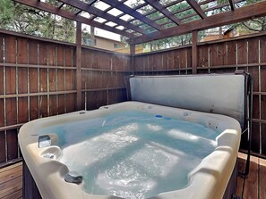 Casa (3 Bedrooms) | Servicio de la propiedad