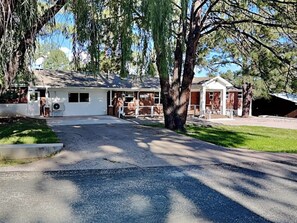 Hus (4 Bedrooms) | Fasade