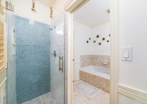 Shower, jetted tub, hair dryer, towels