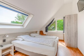 Casa | 3 dormitorios, mobiliario individual, ropa de cama