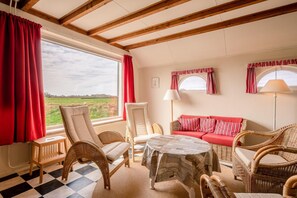 Bungalow | Living room