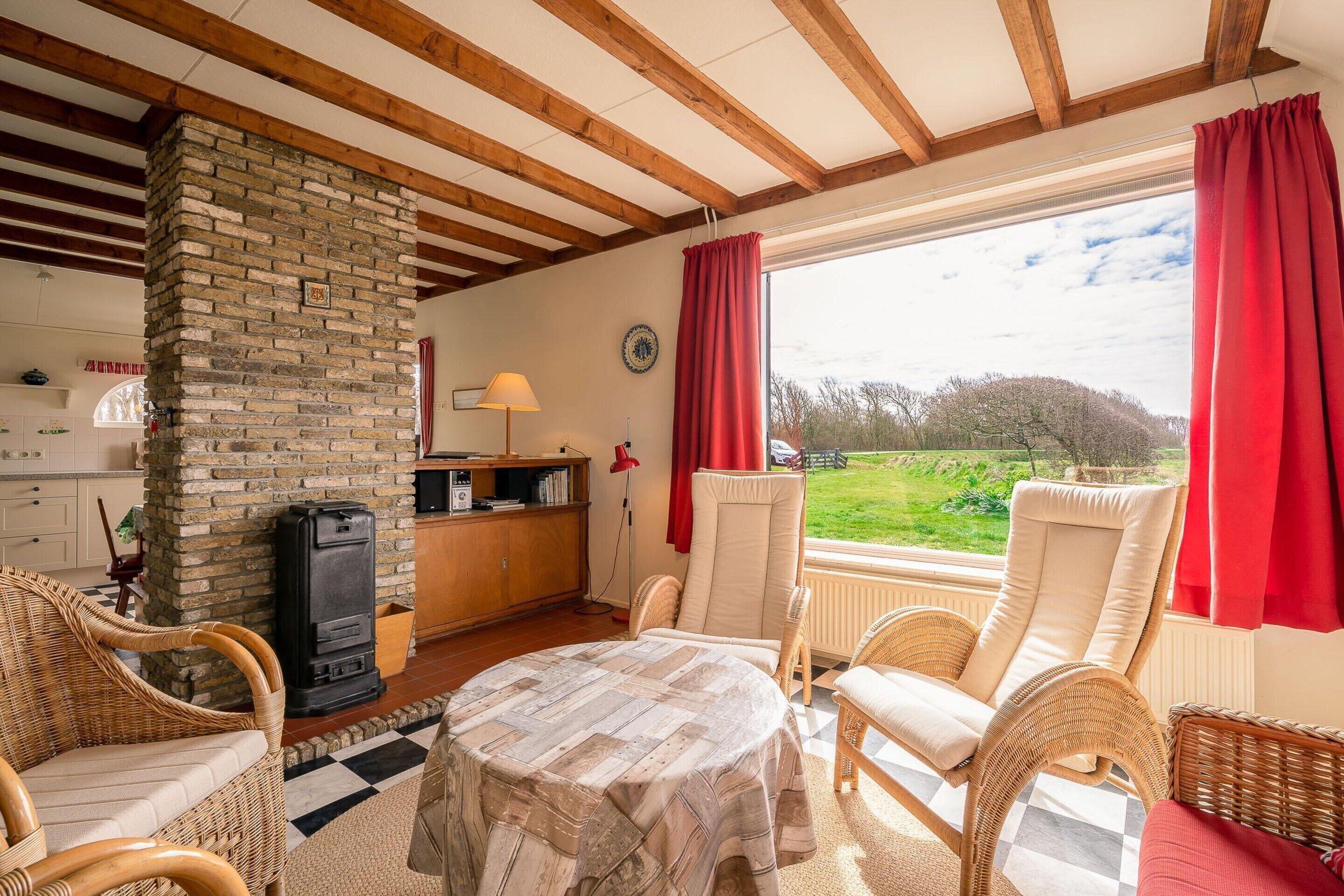 Bungalow | Living room