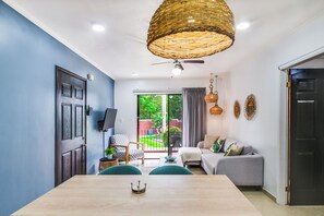 Interior - Central, Cozy and Private Condo -Tamarindo at your Doorstep (Tamarindo)