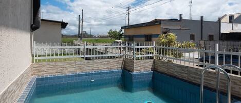 Basic Villa | Pool