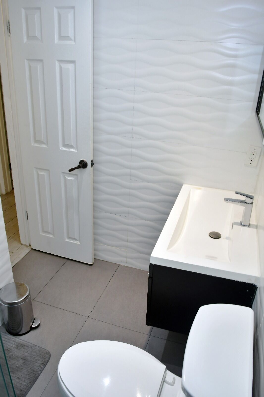 Dusche, Handtücher, Toilettenpapier