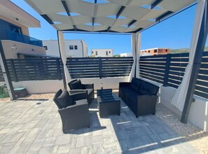 Terrace/patio - Elegant Villa Ilma with Pool - Villa With Pool (Vodice)