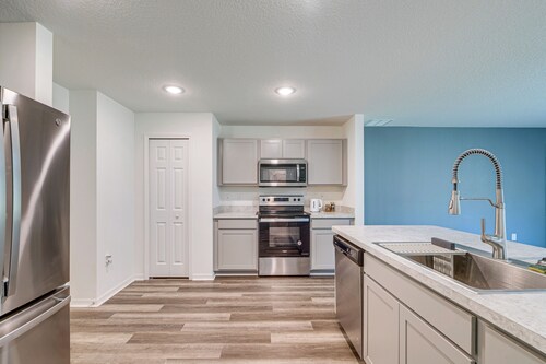 Yard Space & Games: Pet-Friendly Ocala Retreat