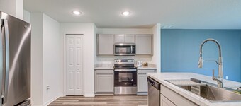 Yard Space & Games: Pet-Friendly Ocala Retreat