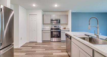 Yard Space & Games: Pet-Friendly Ocala Retreat